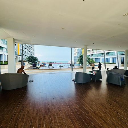 Seaview Beach Room Lumpini-Pool And Gym Face To Ocean Jomtien Beach Esterno foto