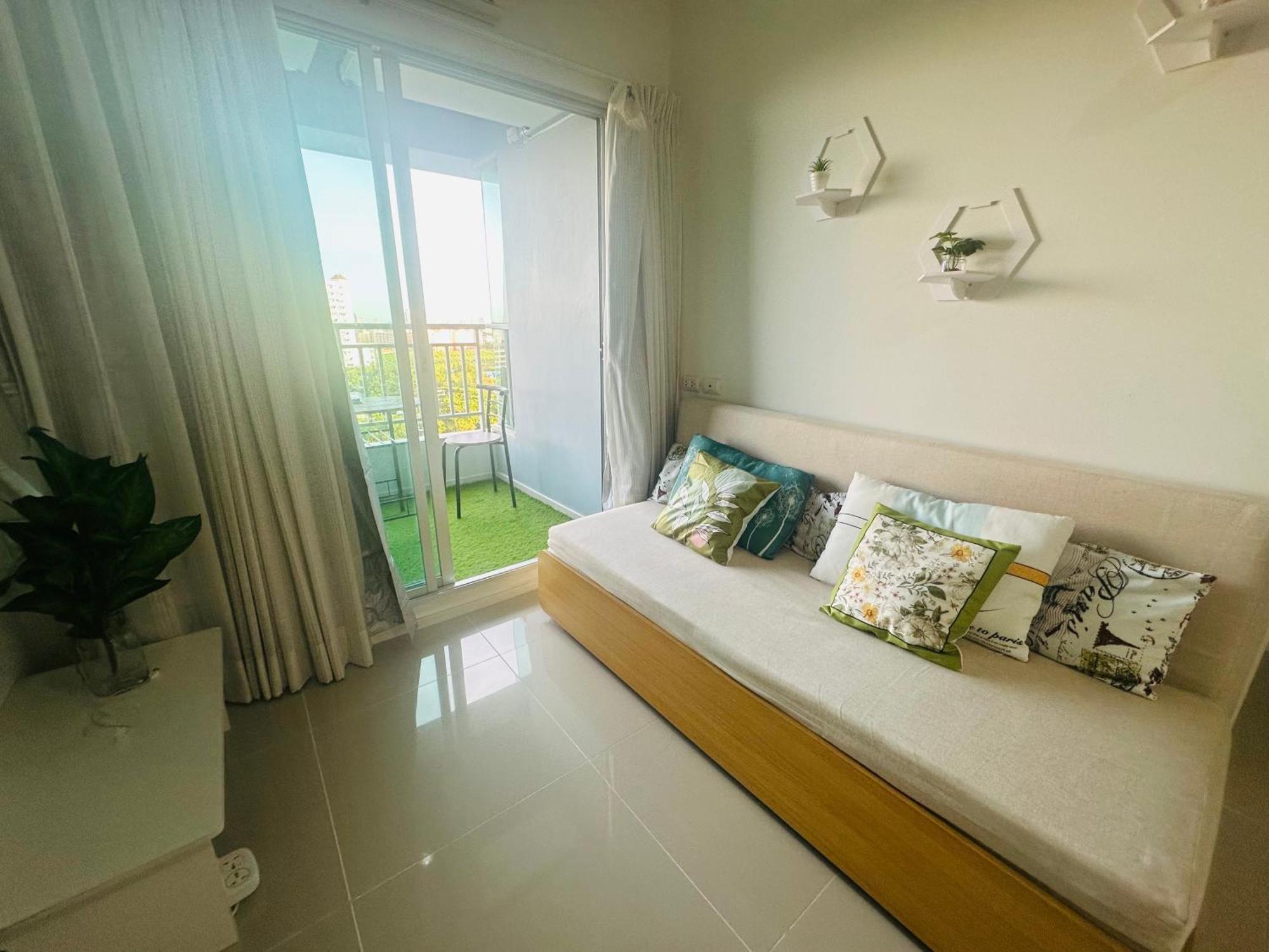 Seaview Beach Room Lumpini-Pool And Gym Face To Ocean Jomtien Beach Esterno foto